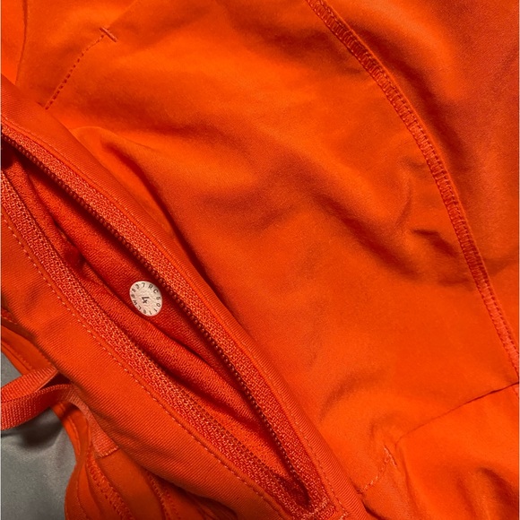 Lululemon golf/tennis skirt - Picture 3 of 4